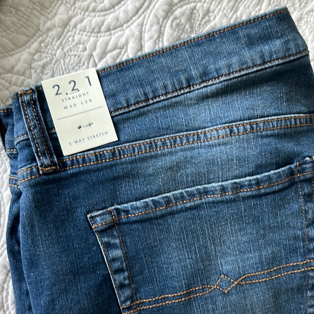 Lucky brand 221 men’s straight jeans W40 L30 NWT never worn